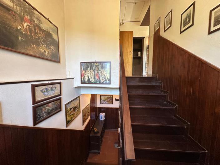 Image No.23-3 Bed Property for sale