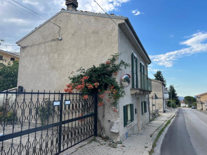 Image No.4-Propriété de 3 chambres à vendre à San Valentino in A.C.