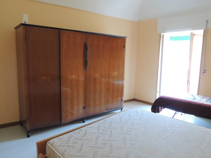 Image No.19-2 Bed Apartment for sale