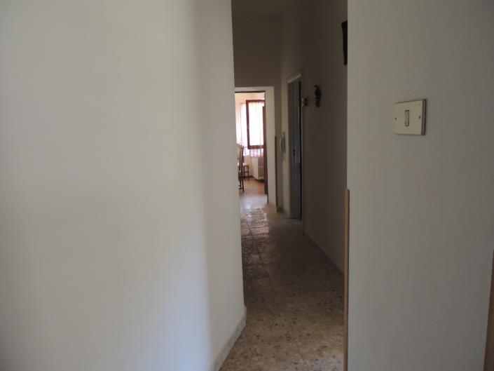 Image No.23-2 Bed Apartment for sale