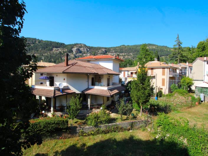 Image No.18-Appartement de 2 chambres à vendre à Caramanico Terme