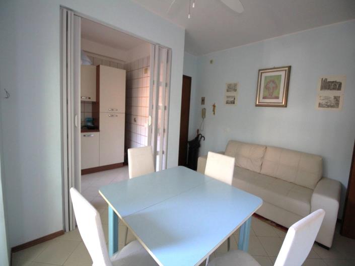 Image No.5-Appartement de 2 chambres à vendre à Caramanico Terme