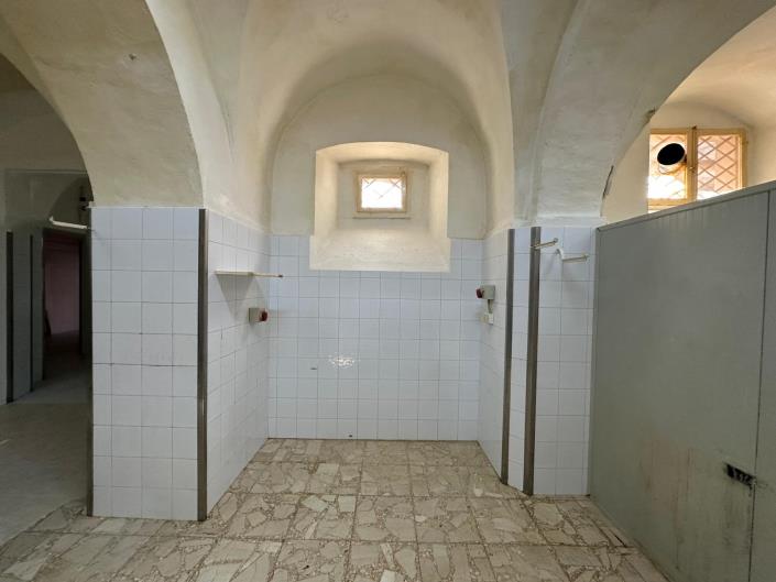 Image No.20-Commercial for sale