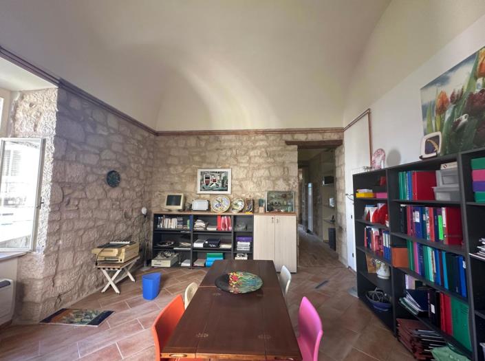 Image No.22-2 Bed Apartment for sale