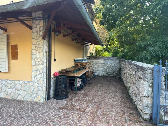 Image No.5-4 Bed Property for sale