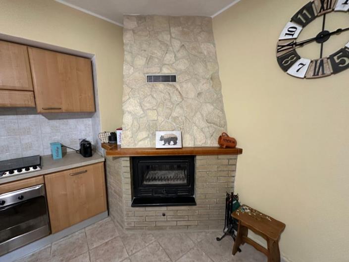 Image No.9-4 Bed Property for sale