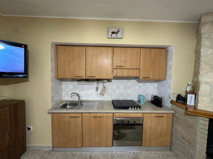 Image No.14-4 Bed Property for sale