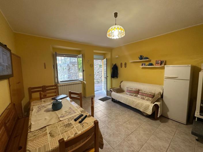 Image No.24-4 Bed Property for sale