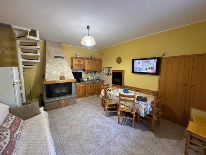 Image No.25-4 Bed Property for sale