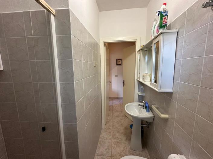 Image No.32-4 Bed Property for sale