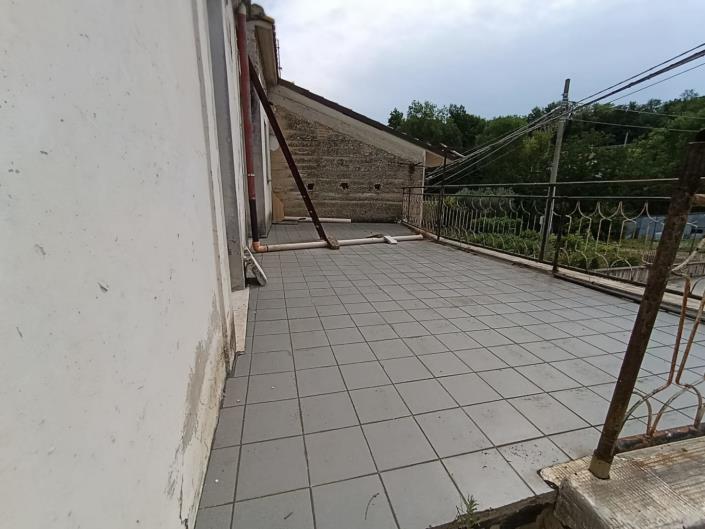 Image No.17-4 Bed Property for sale