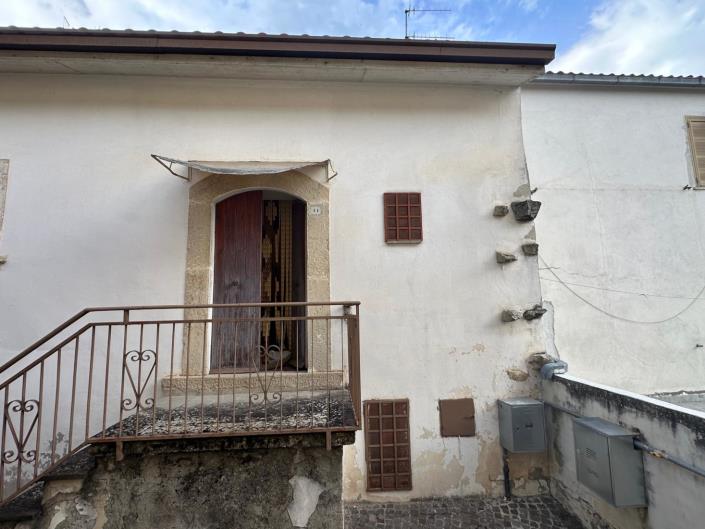 Image No.3-1 Bed Townhouse for sale