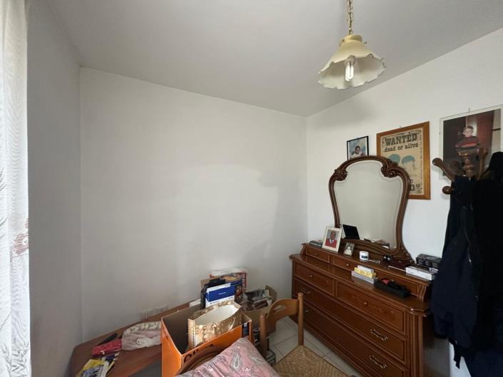 Image No.20-3 Bed Property for sale