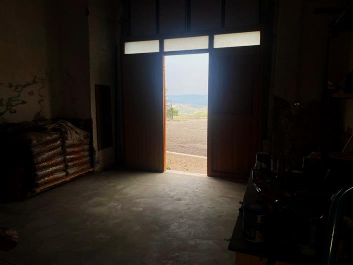 Image No.32-2 Bed Property for sale