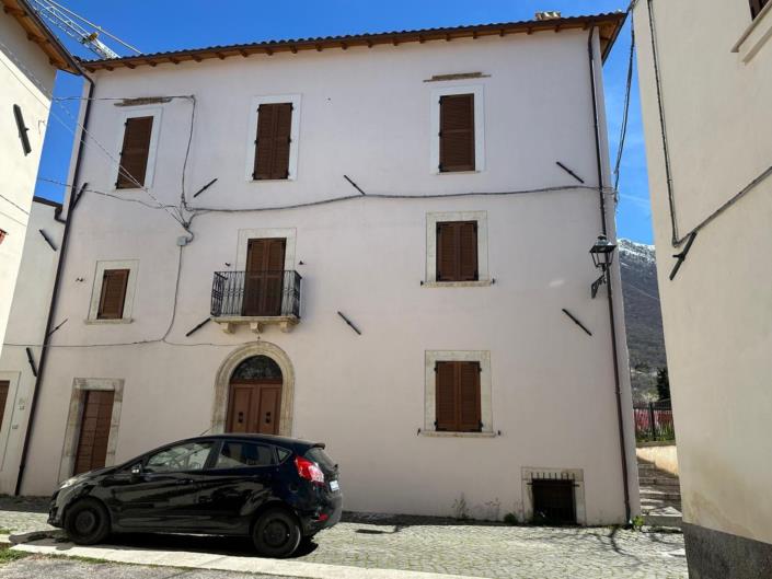 Image No.9-Propriété de 5 chambres à vendre à Villa Santa Lucia degli Abbruzzi