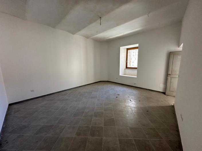 Image No.11-Propriété de 5 chambres à vendre à Villa Santa Lucia degli Abbruzzi