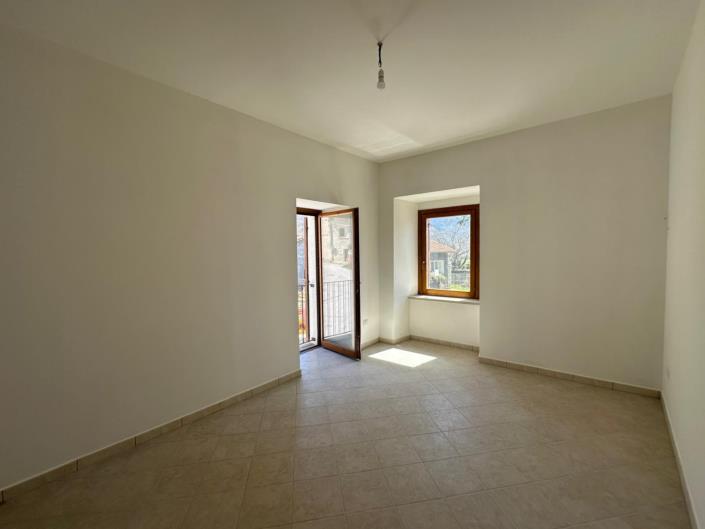 Image No.19-Propriété de 5 chambres à vendre à Villa Santa Lucia degli Abbruzzi