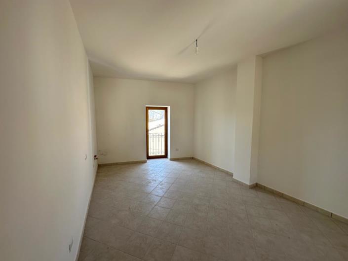 Image No.25-Propriété de 5 chambres à vendre à Villa Santa Lucia degli Abbruzzi