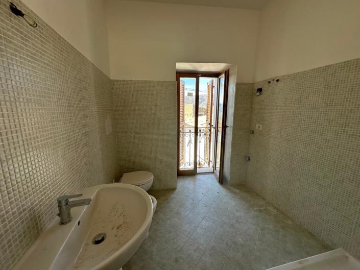 Image No.31-Propriété de 5 chambres à vendre à Villa Santa Lucia degli Abbruzzi