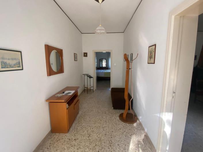 Image No.9-4 Bed Property for sale