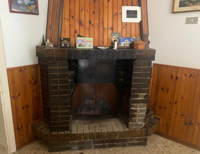 Image No.12-4 Bed Property for sale