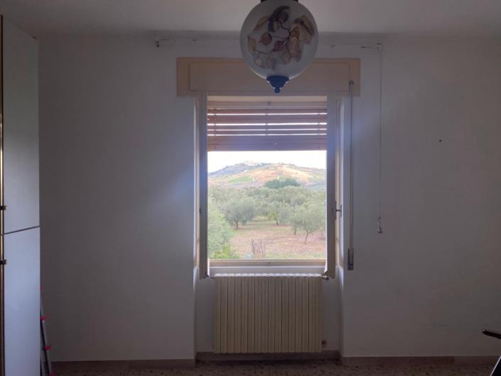 Image No.23-4 Bed Property for sale