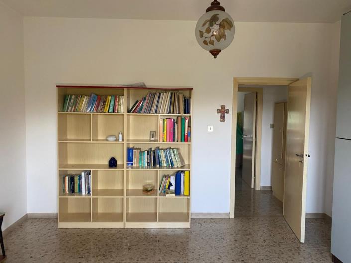 Image No.24-4 Bed Property for sale