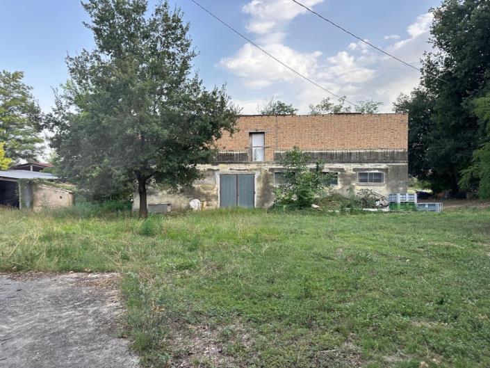 Image No.33-4 Bed Property for sale