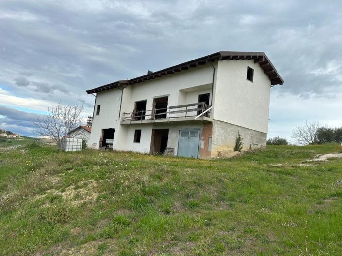 Image No.5-3 Bed Property for sale