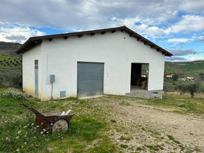 Image No.7-3 Bed Property for sale