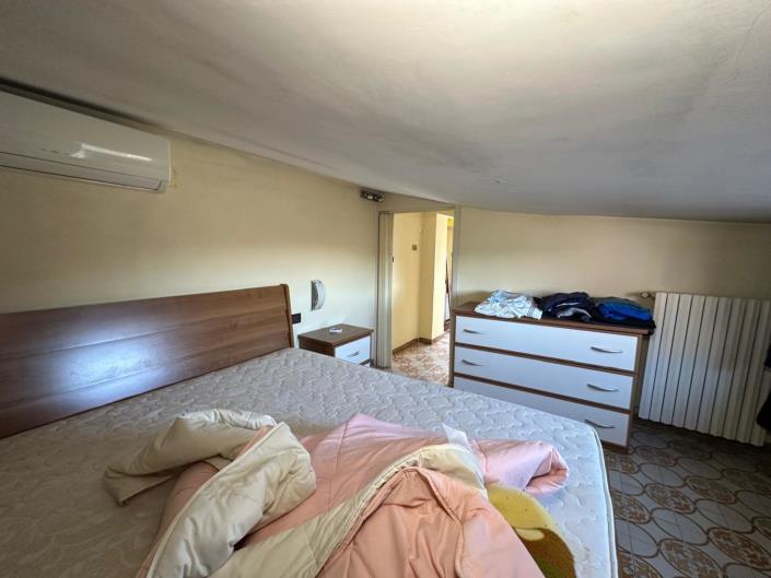 Image No.24-2 Bed Apartment for sale