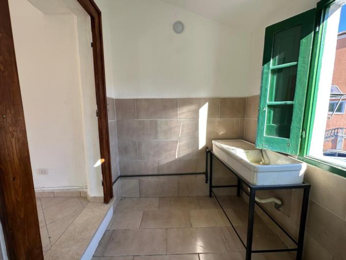 Image No.13-1 Bed Apartment for sale