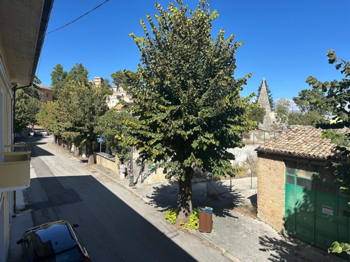 Image No.25-2 Bed Apartment for sale