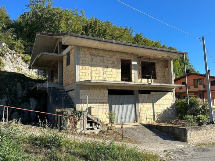 Image No.4-Propriété de 3 chambres à vendre à Lettomanoppello