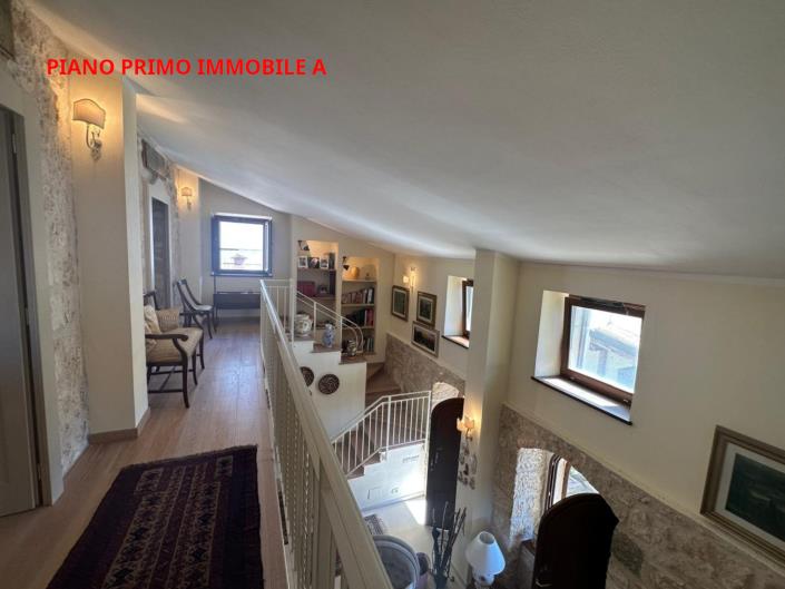 Image No.21-4 Bed Property for sale