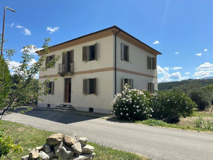 Image No.5-2 Bed Property for sale