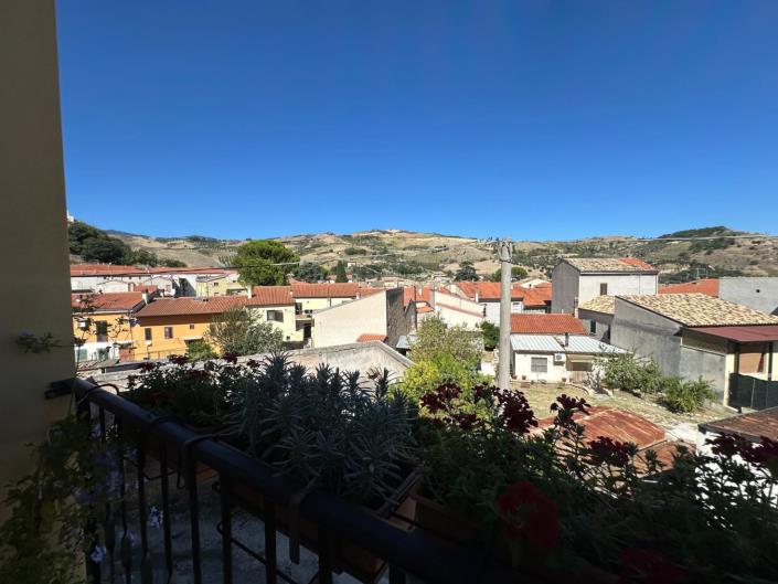 Image No.12-3 Bed Apartment for sale