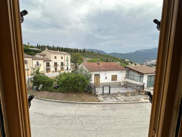 Image No.18-2 Bed Apartment for sale