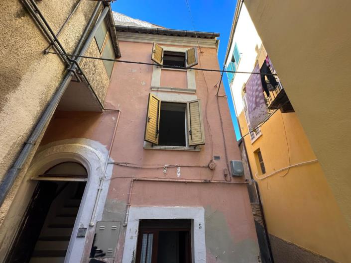 Image No.2-Propriété de 2 chambres à vendre à Alanno