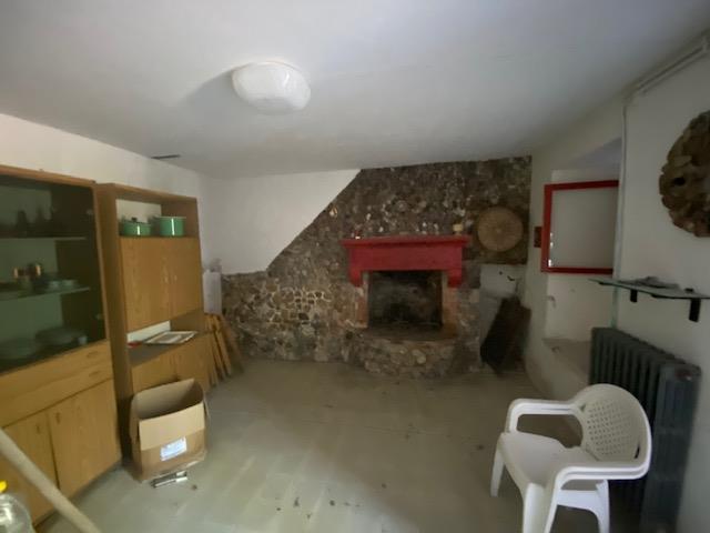 Image No.11-2 Bed Property for sale