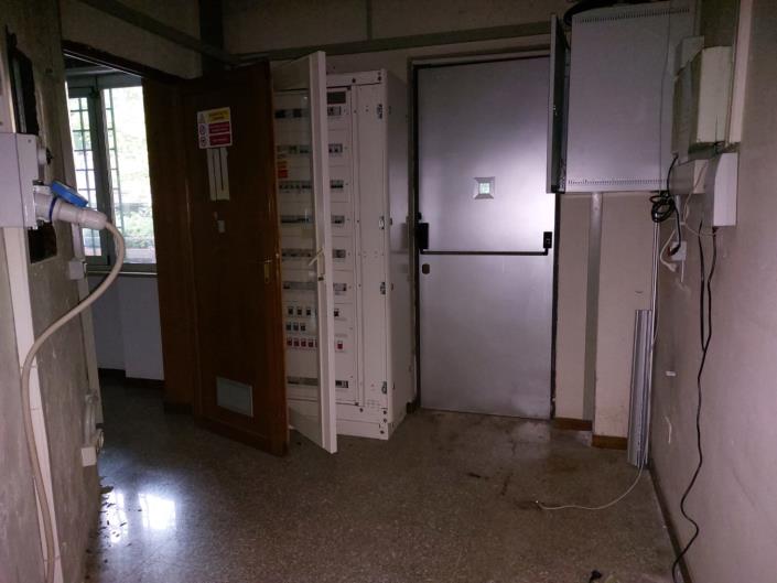 Image No.25-Commercial for sale