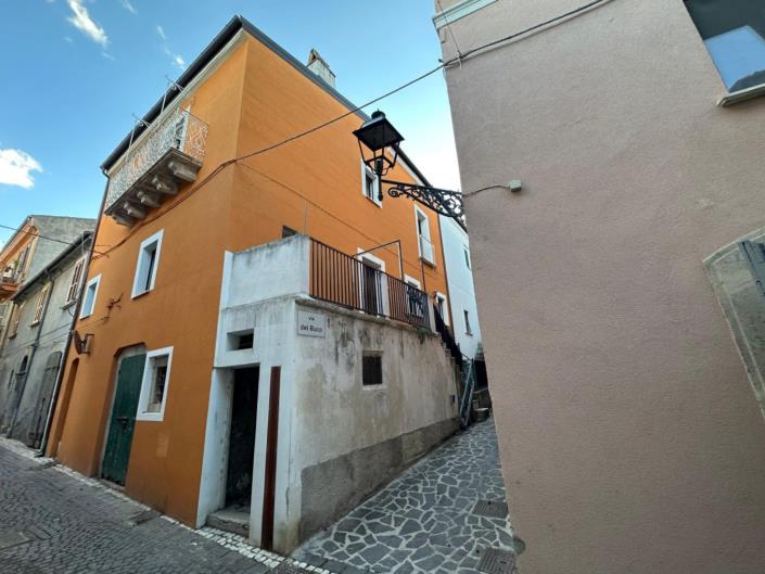 Image No.2-3 Bed Property for sale