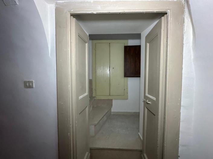 Image No.13-3 Bed Property for sale