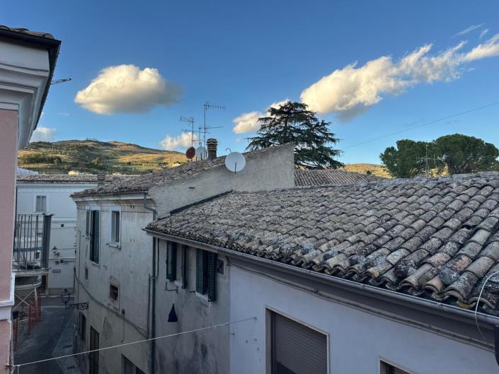 Image No.22-3 Bed Property for sale