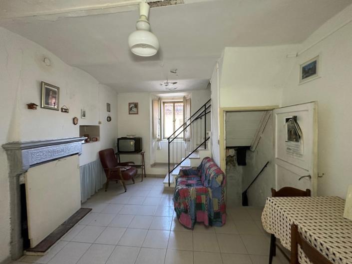 Image No.7-2 Bed Property for sale