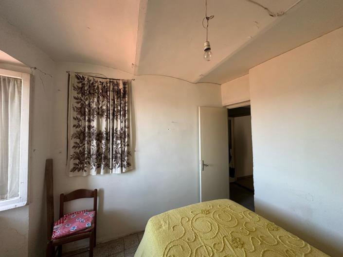 Image No.19-2 Bed Property for sale