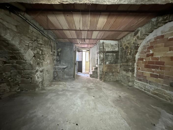 Image No.24-2 Bed Property for sale