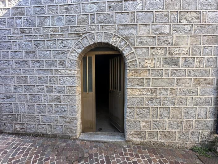 Image No.23-2 Bed Property for sale