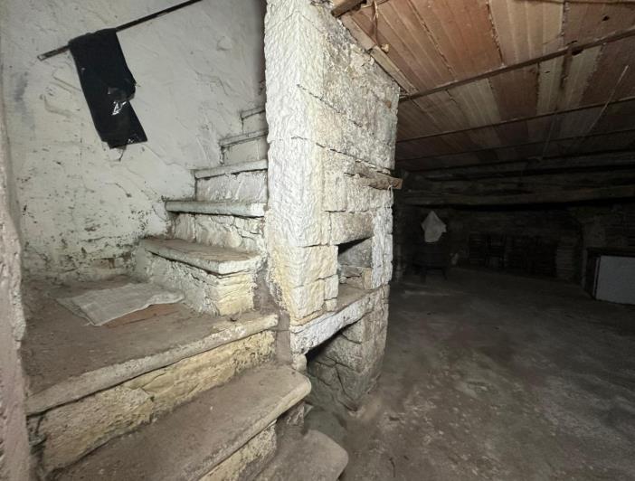 Image No.27-2 Bed Property for sale