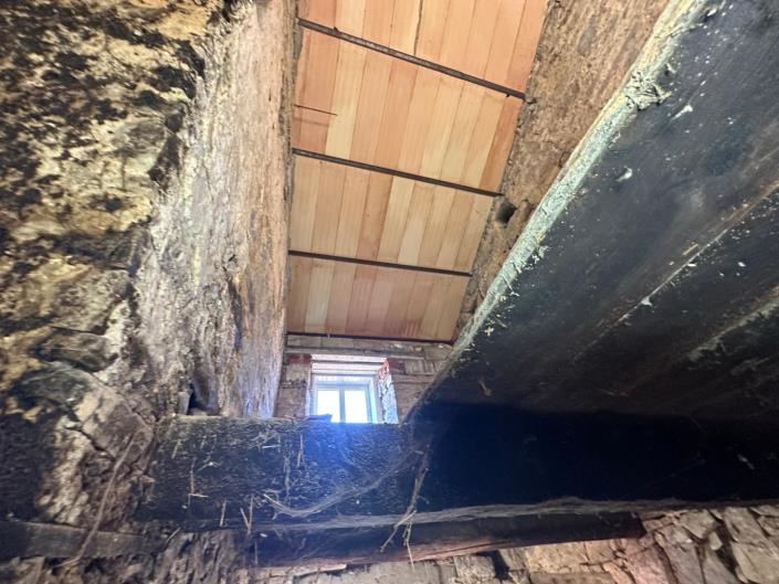 Image No.33-2 Bed Property for sale